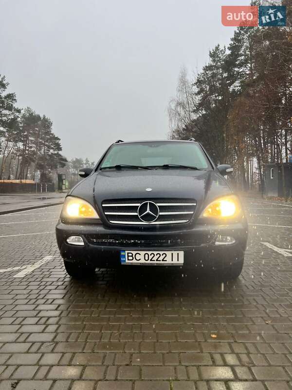 Внедорожник / Кроссовер Mercedes-Benz M-Class 2002 в Киеве