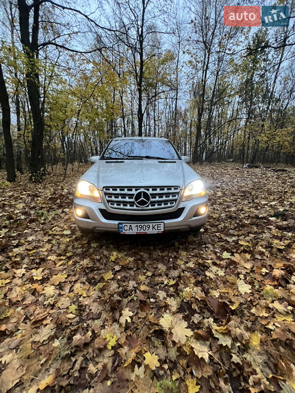 Позашляховик / Кросовер Mercedes-Benz M-Class 2008 в Прилуках фото 32 Позашляховик / Кросовер Mercedes-Benz M-Class 2008 в Прилуках