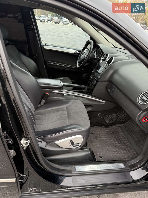 Позашляховик / Кросовер Mercedes-Benz M-Class 2006 в Запоріжжі