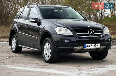 Позашляховик / Кросовер Mercedes-Benz M-Class 2006 в Києві