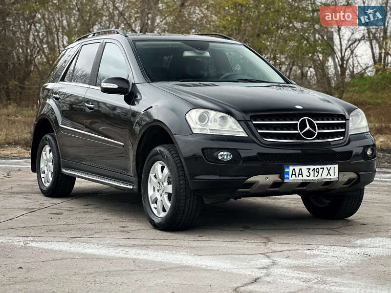 Mercedes-Benz M-Class 2006