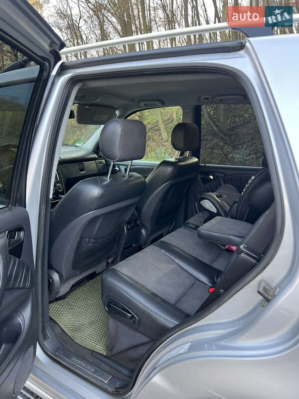 Позашляховик / Кросовер Mercedes-Benz M-Class 2004 в Заліщиках