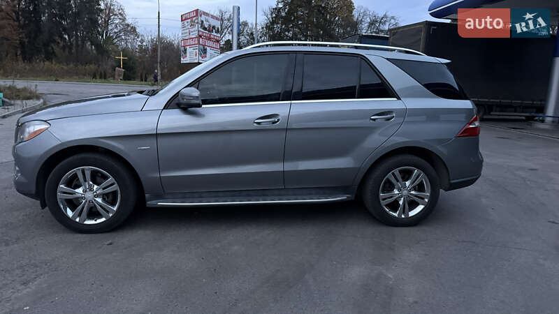 Позашляховик / Кросовер Mercedes-Benz M-Class 2012 в Шепетівці
