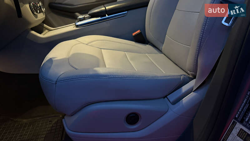 Позашляховик / Кросовер Mercedes-Benz M-Class 2012 в Шепетівці