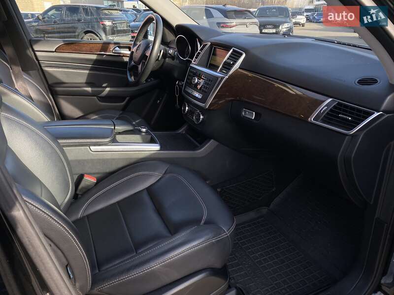 Позашляховик / Кросовер Mercedes-Benz M-Class 2011 в Києві фото 19 Позашляховик / Кросовер Mercedes-Benz M-Class 2011 в Києві