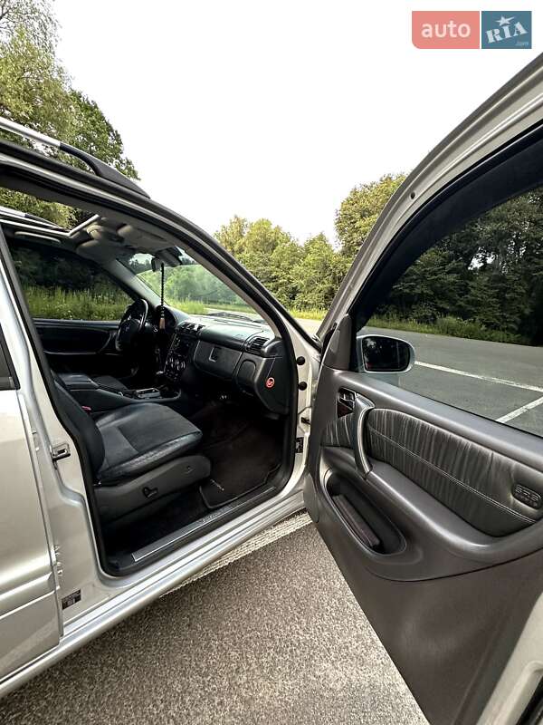 Внедорожник / Кроссовер Mercedes-Benz M-Class 2005 в Прилуках