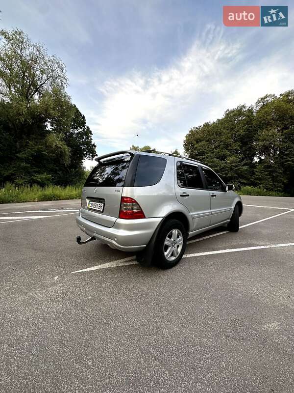 Внедорожник / Кроссовер Mercedes-Benz M-Class 2005 в Прилуках