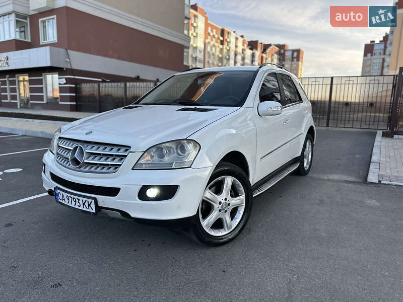Mercedes-Benz M-Class 2008 Mercedes-Benz M-Class 2008