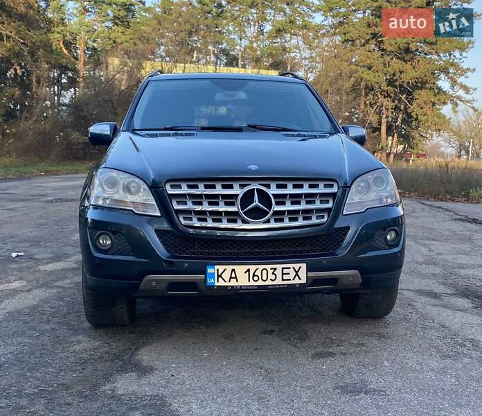 Позашляховик / Кросовер Mercedes-Benz M-Class 2010 в Білій Церкві фото 4 Позашляховик / Кросовер Mercedes-Benz M-Class 2010 в Білій Церкві