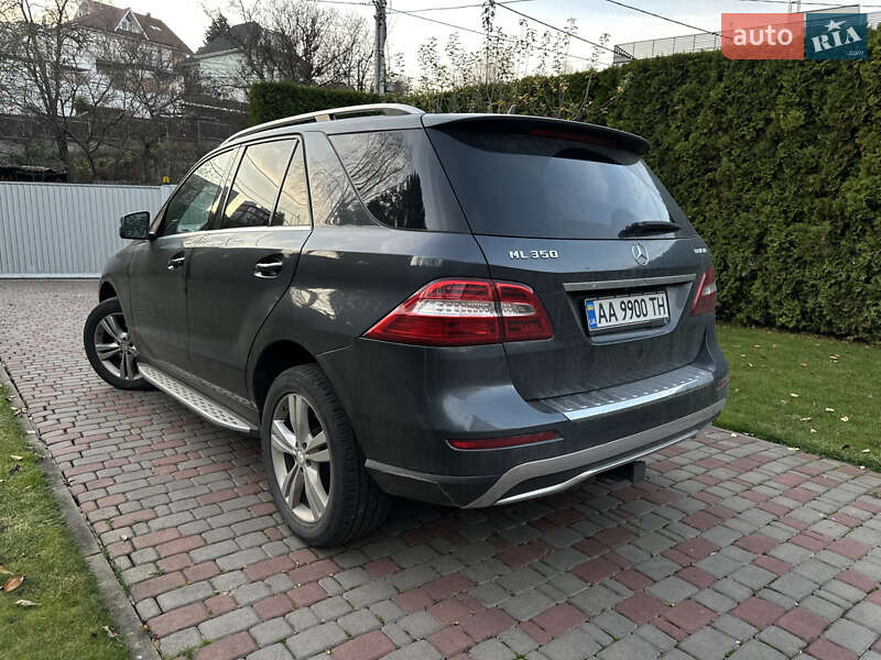 Позашляховик / Кросовер Mercedes-Benz M-Class 2013 в Києві