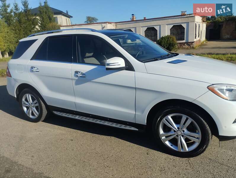 Позашляховик / Кросовер Mercedes-Benz M-Class 2013 в Івано-Франківську