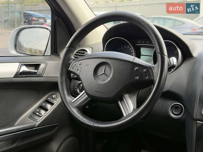 Позашляховик / Кросовер Mercedes-Benz M-Class 2008 в Чернівцях фото 26 Позашляховик / Кросовер Mercedes-Benz M-Class 2008 в Чернівцях