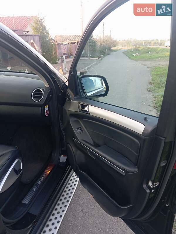 Позашляховик / Кросовер Mercedes-Benz M-Class 2009 в Одесі фото 15 Позашляховик / Кросовер Mercedes-Benz M-Class 2009 в Одесі