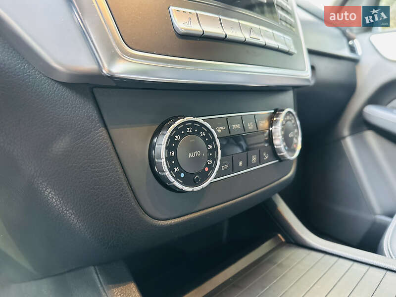 Позашляховик / Кросовер Mercedes-Benz M-Class 2012 в Дніпрі фото 20 Позашляховик / Кросовер Mercedes-Benz M-Class 2012 в Дніпрі