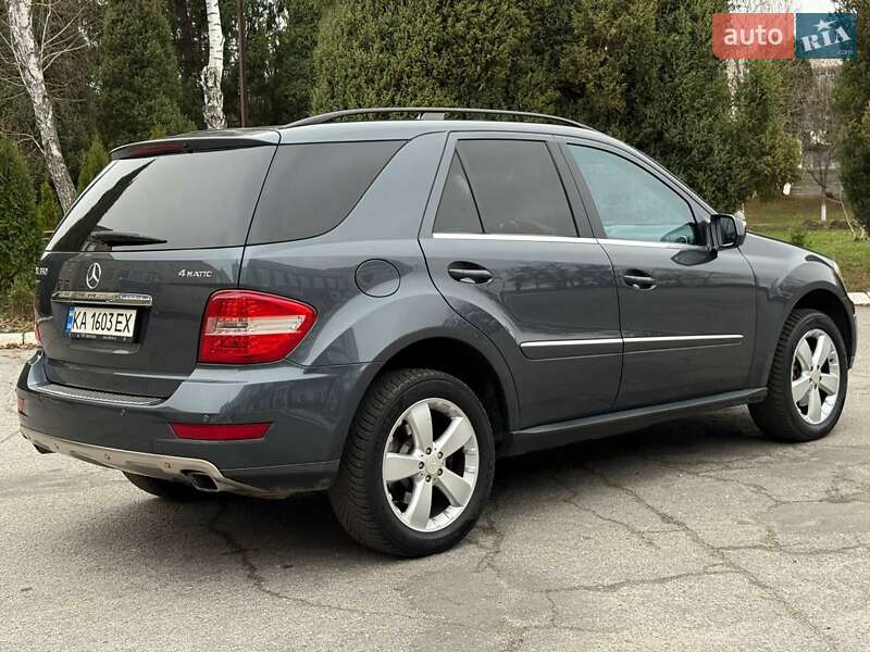 Внедорожник / Кроссовер Mercedes-Benz M-Class 2010 в Белой Церкви фото 10 Внедорожник / Кроссовер Mercedes-Benz M-Class 2010 в Белой Церкви