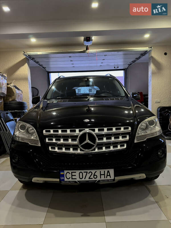 Позашляховик / Кросовер Mercedes-Benz M-Class 2011 в Чернівцях фото 3 Позашляховик / Кросовер Mercedes-Benz M-Class 2011 в Чернівцях