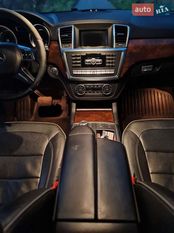 Позашляховик / Кросовер Mercedes-Benz M-Class 2013 в Буську фото 9 Позашляховик / Кросовер Mercedes-Benz M-Class 2013 в Буську