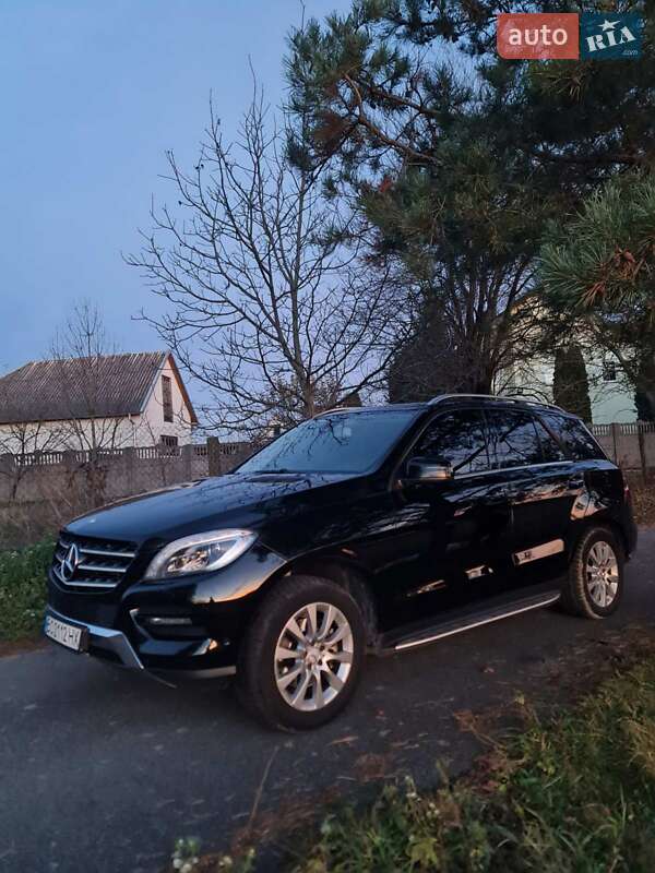 Позашляховик / Кросовер Mercedes-Benz M-Class 2013 в Буську фото 2 Позашляховик / Кросовер Mercedes-Benz M-Class 2013 в Буську