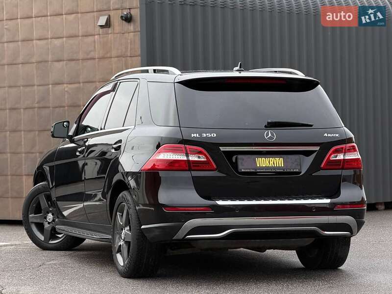 Позашляховик / Кросовер Mercedes-Benz M-Class 2013 в Києві