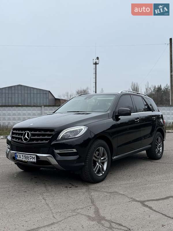 Позашляховик / Кросовер Mercedes-Benz M-Class 2013 в Охтирці