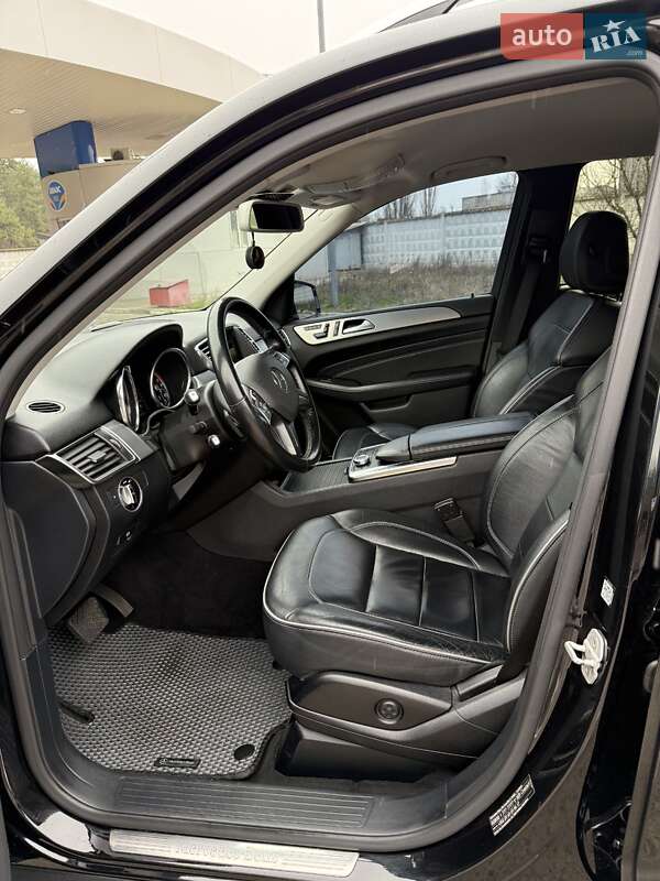 Позашляховик / Кросовер Mercedes-Benz M-Class 2013 в Охтирці