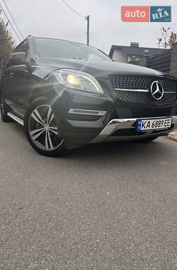 Внедорожник / Кроссовер Mercedes-Benz M-Class 2015 в Киеве