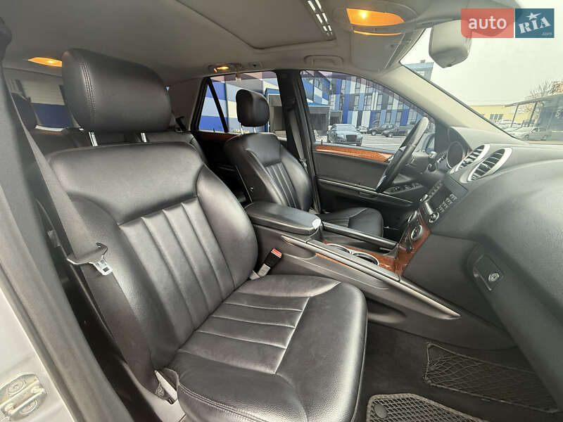 Позашляховик / Кросовер Mercedes-Benz M-Class 2008 в Рівному