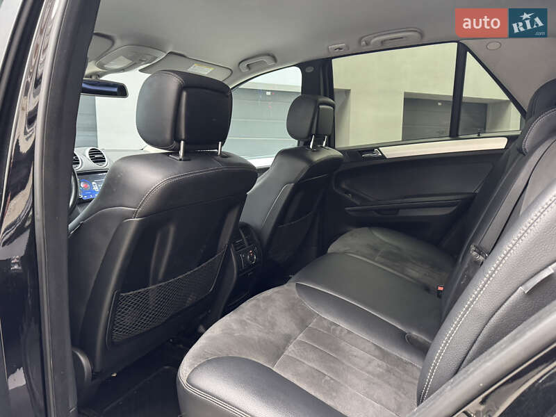 Внедорожник / Кроссовер Mercedes-Benz M-Class 2006 в Тернополе фото 39 Внедорожник / Кроссовер Mercedes-Benz M-Class 2006 в Тернополе