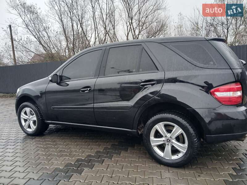 Позашляховик / Кросовер Mercedes-Benz M-Class 2006 в Білки