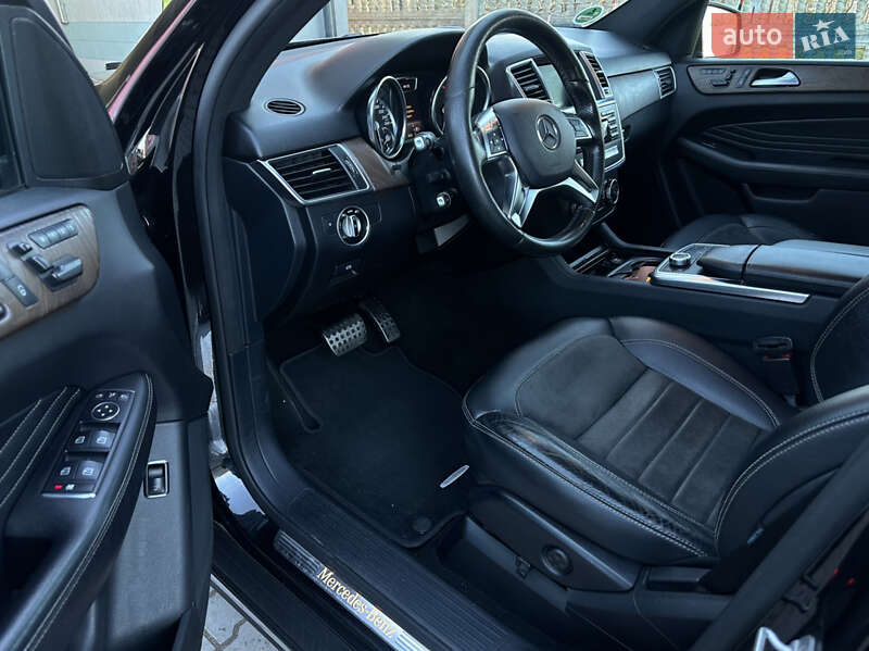 Внедорожник / Кроссовер Mercedes-Benz M-Class 2013 в Бориславе фото 28 Внедорожник / Кроссовер Mercedes-Benz M-Class 2013 в Бориславе