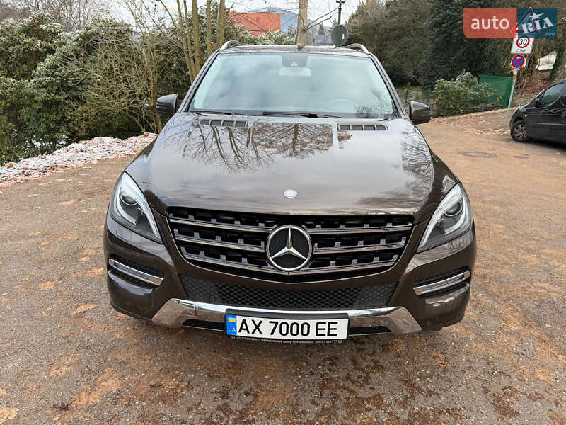 Внедорожник / Кроссовер Mercedes-Benz M-Class 2013 в Харькове