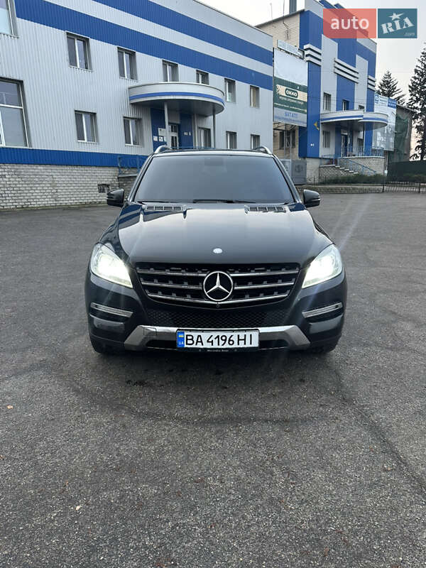 Mercedes-Benz M-Class 2012