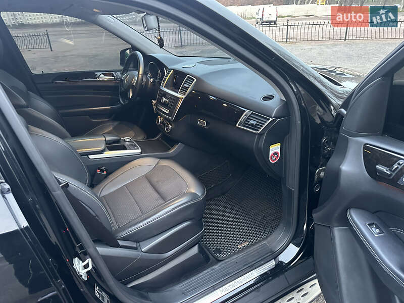 Внедорожник / Кроссовер Mercedes-Benz M-Class 2012 в Кропивницком