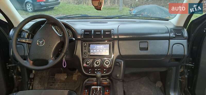 Внедорожник / Кроссовер Mercedes-Benz M-Class 2005 в Полтаве