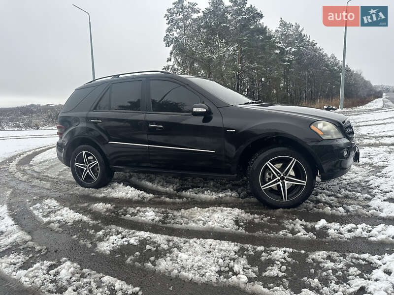 Внедорожник / Кроссовер Mercedes-Benz M-Class 2008 в Луцке
