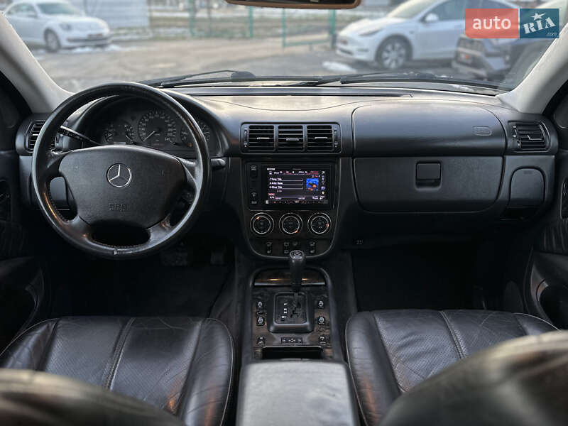 Позашляховик / Кросовер Mercedes-Benz M-Class 2002 в Шептицькому