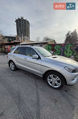 Внедорожник / Кроссовер Mercedes-Benz M-Class 2013 в Харькове