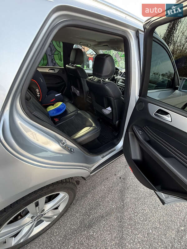 Внедорожник / Кроссовер Mercedes-Benz M-Class 2013 в Харькове