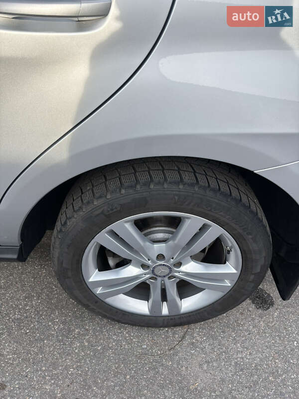 Внедорожник / Кроссовер Mercedes-Benz M-Class 2013 в Харькове