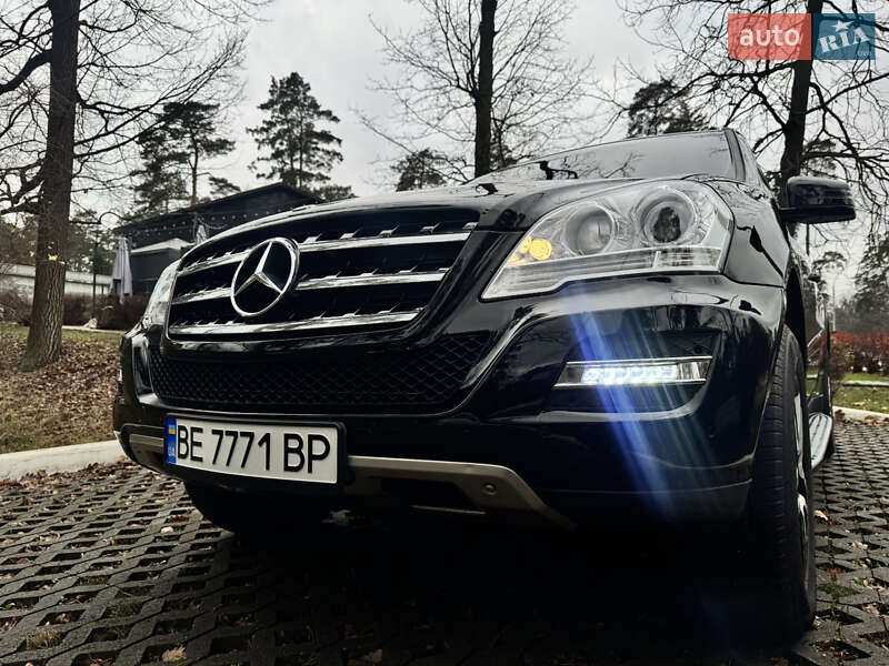 Внедорожник / Кроссовер Mercedes-Benz M-Class 2008 в Буче