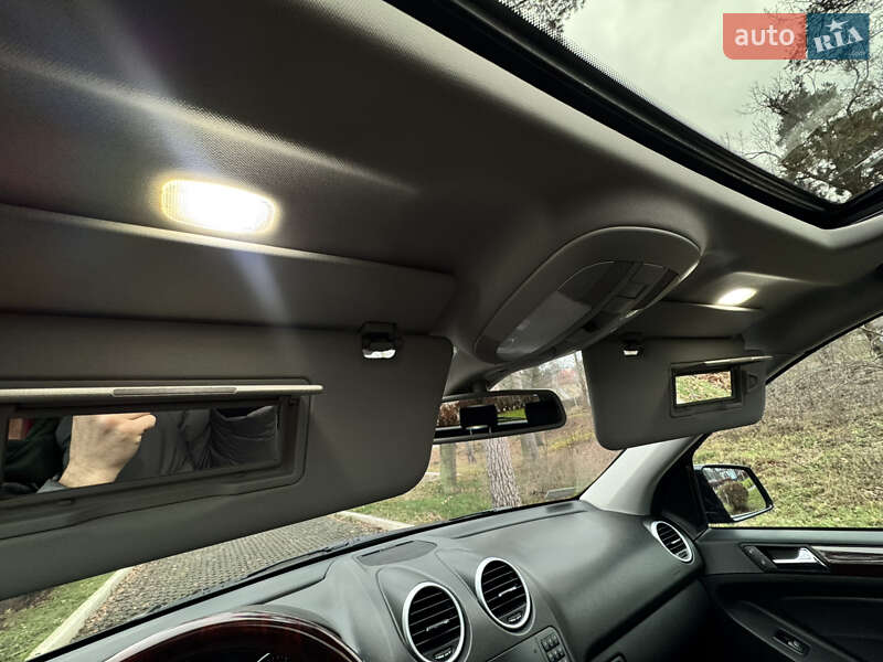 Внедорожник / Кроссовер Mercedes-Benz M-Class 2008 в Буче