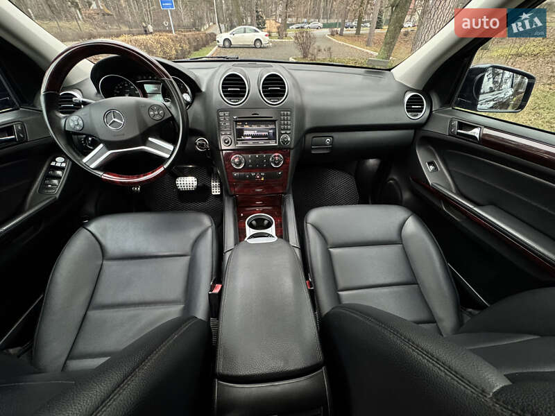 Внедорожник / Кроссовер Mercedes-Benz M-Class 2008 в Буче