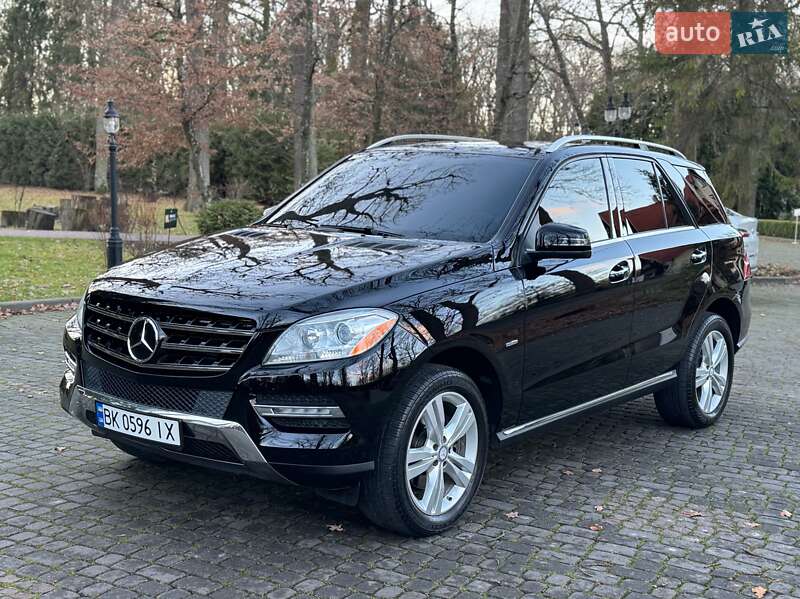 Внедорожник / Кроссовер Mercedes-Benz M-Class 2012 в Львове