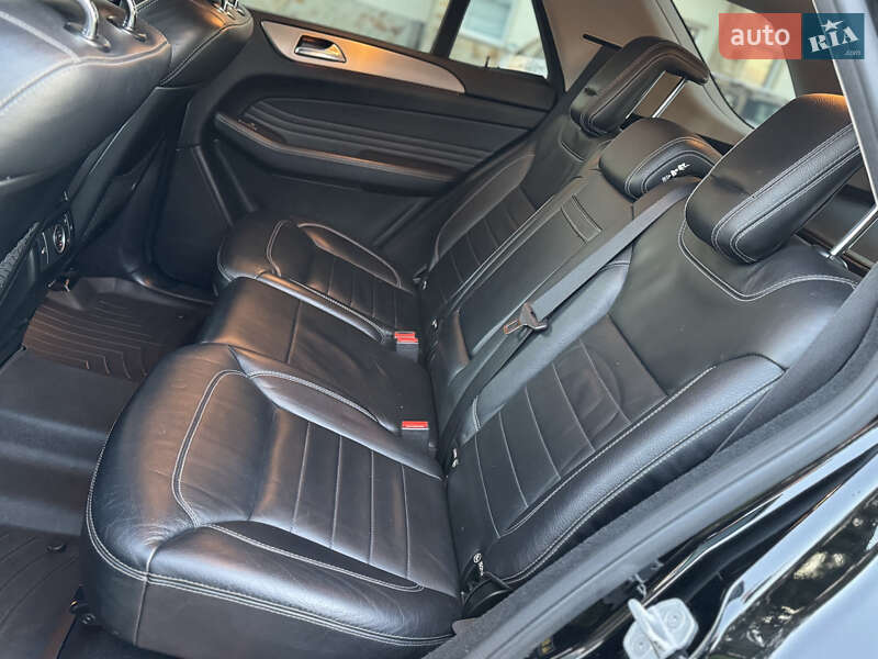 Внедорожник / Кроссовер Mercedes-Benz M-Class 2012 в Львове