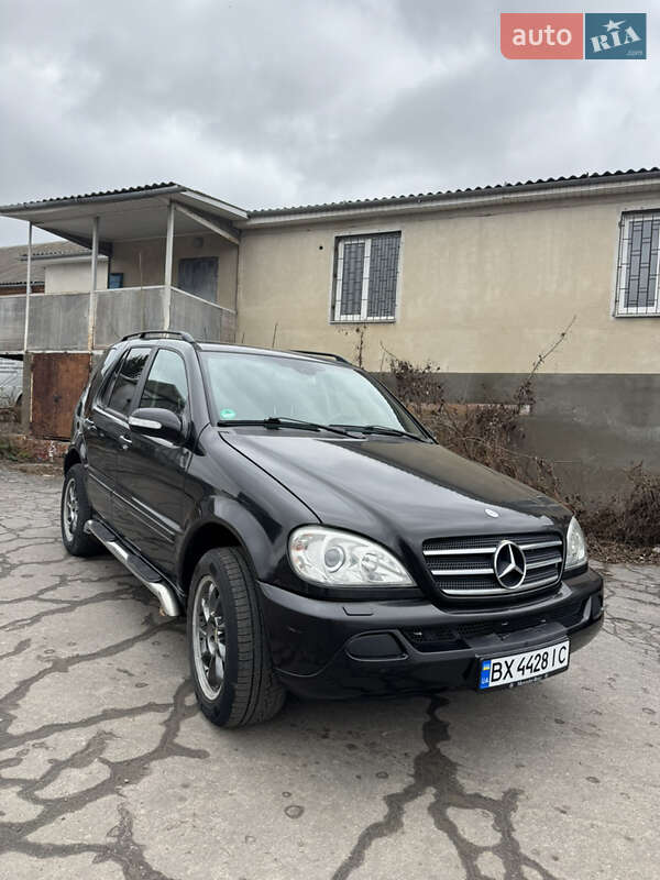 Внедорожник / Кроссовер Mercedes-Benz M-Class 2004 в Хмельницком фото 2 Внедорожник / Кроссовер Mercedes-Benz M-Class 2004 в Хмельницком