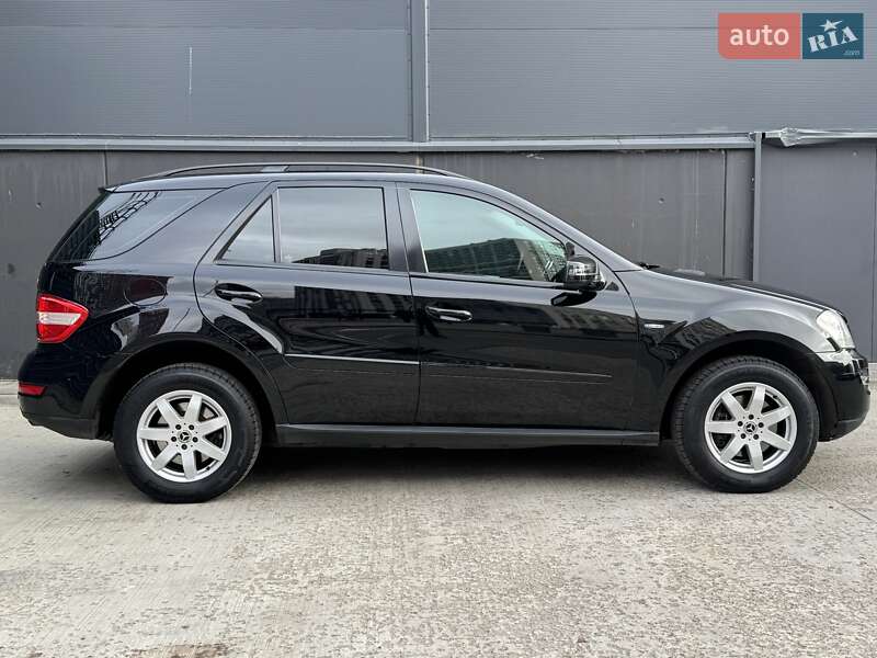 Позашляховик / Кросовер Mercedes-Benz M-Class 2011 в Києві фото 13 Позашляховик / Кросовер Mercedes-Benz M-Class 2011 в Києві