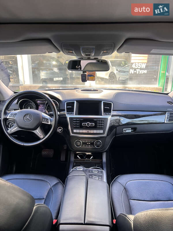 Внедорожник / Кроссовер Mercedes-Benz M-Class 2012 в Днепре