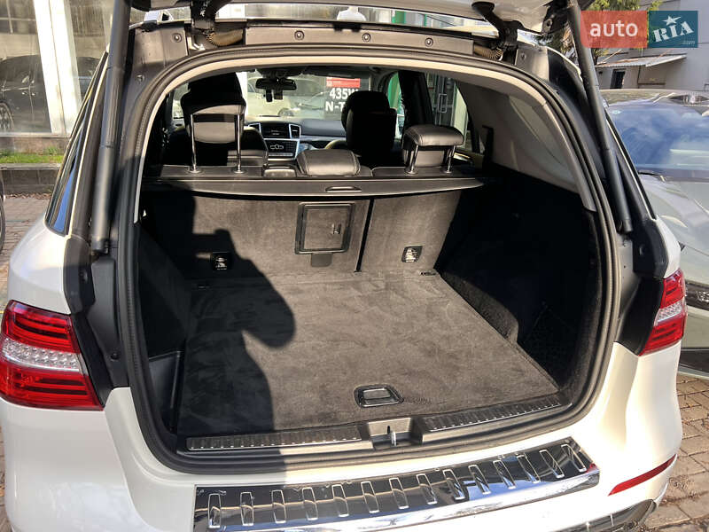 Внедорожник / Кроссовер Mercedes-Benz M-Class 2012 в Днепре