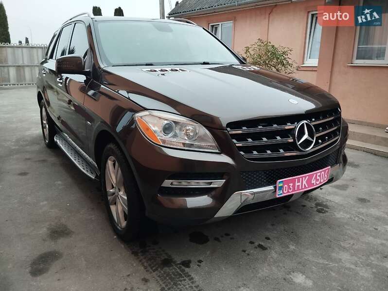 Внедорожник / Кроссовер Mercedes-Benz M-Class 2012 в Дубно