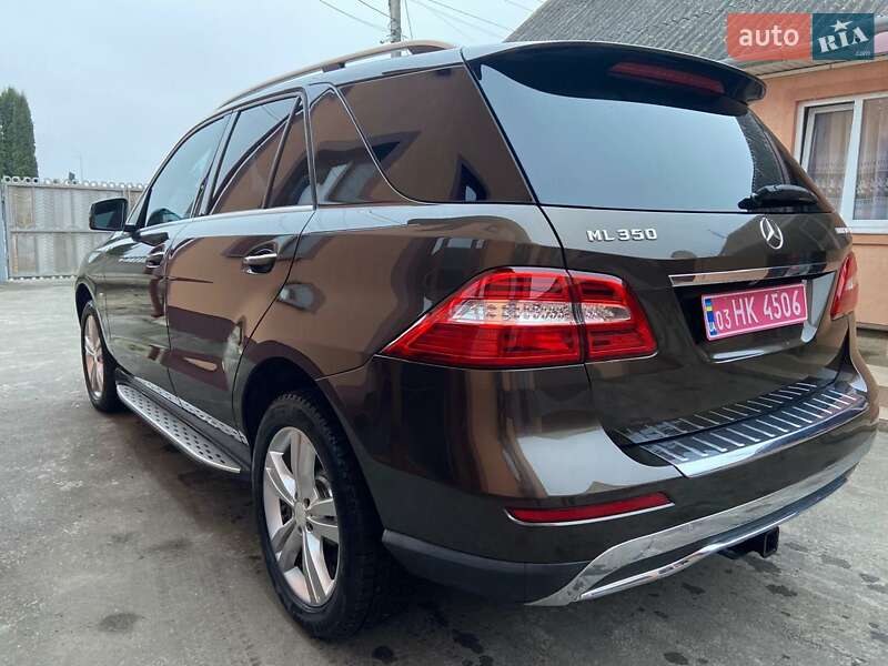 Внедорожник / Кроссовер Mercedes-Benz M-Class 2012 в Дубно